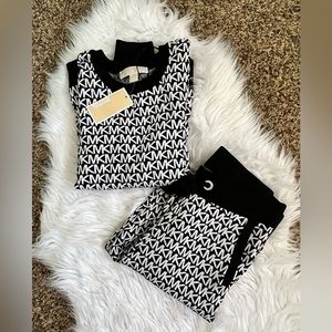 Michael Kors Black & White Logo Lounge Set